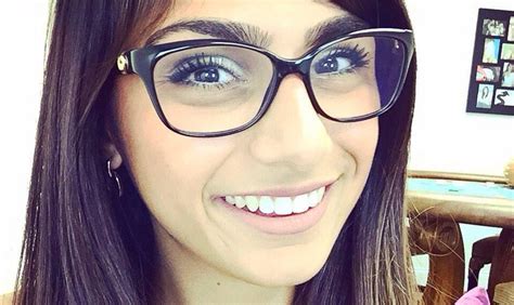 From skinny to fat, young and mature, everything you want can be found here and countless of other amazing stuff. . Mia khalifa nsfw